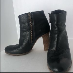 Madewell 1937 Almanac Ankle Heeled Bootie Size 8-Also have in Saddle Camel Brown
